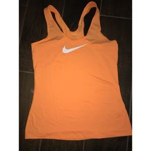 M Nike Gym Top